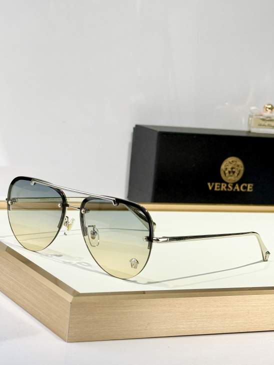 Picture of Versace Sunglasses _SKUfw77836606fw